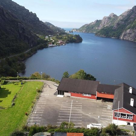 Brufjell Hostel & Parking Flekkefjord Extérieur photo