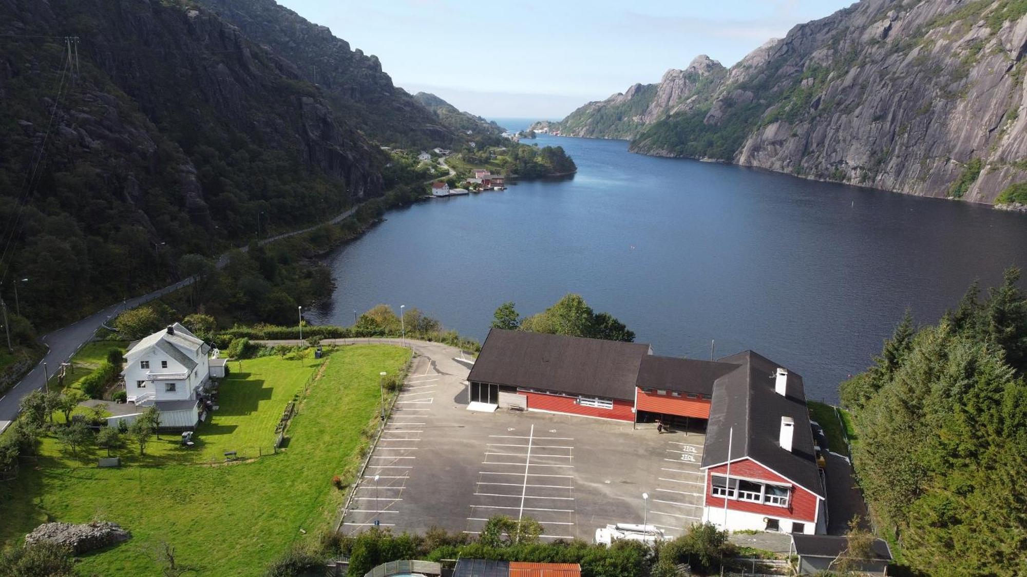 Brufjell Hostel & Parking Flekkefjord Extérieur photo